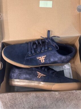 Men's FALLEN Navy Suede Low-Top Sneakers with Gum Sole
